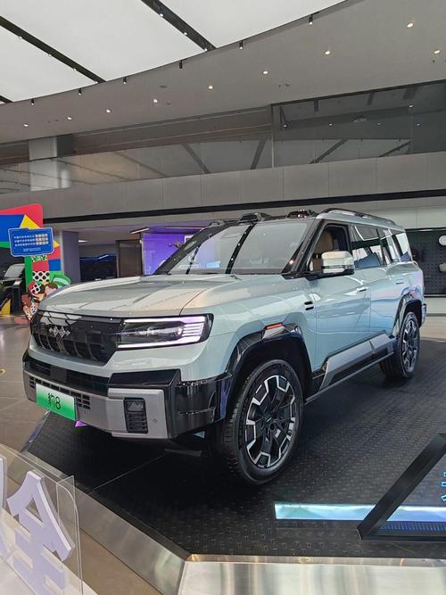 东莞272比亚迪方程豹硬派越野的爆款，英菲尼迪35周年与你共成长